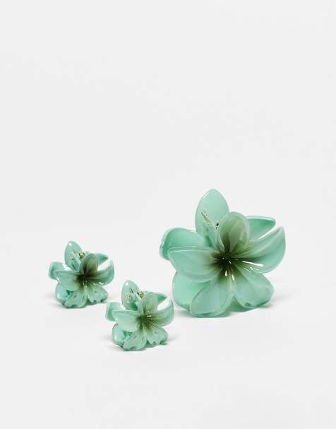 Stradivarius – 3er-Pack Blumen-Haarklammern in Grün - view 1