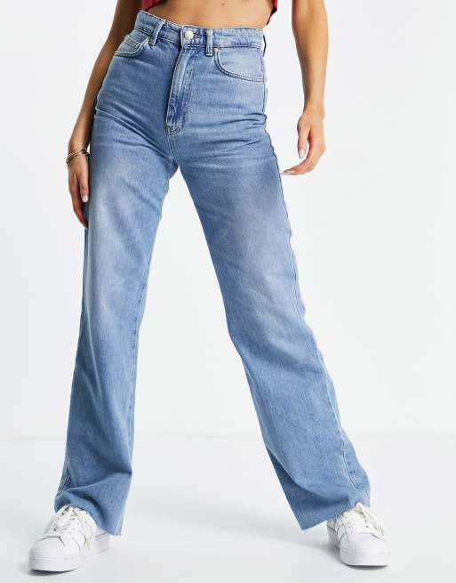 Stradivarius straight bootcut jean in light wash