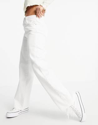 STRADIVARIUS 90S DAD JEAN IN WHITE