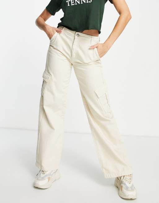 Stradivarius 90's look cargo trousers in beige | ASOS