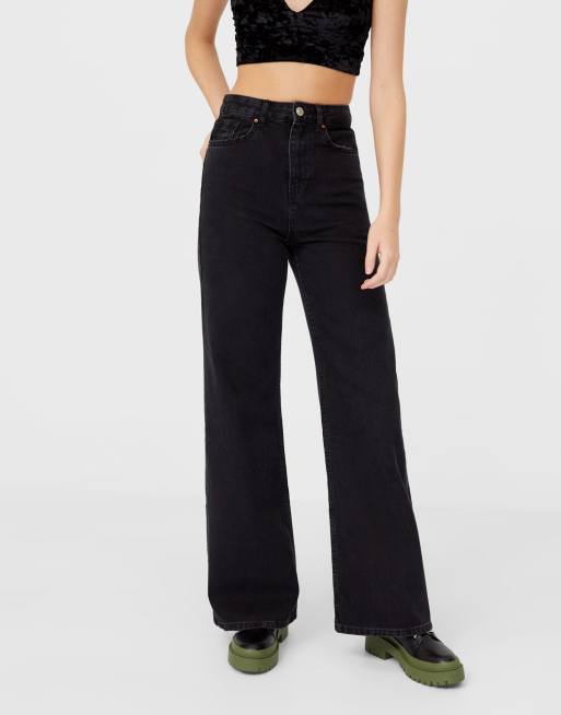 Stradivarius 90s super wide leg jean in black