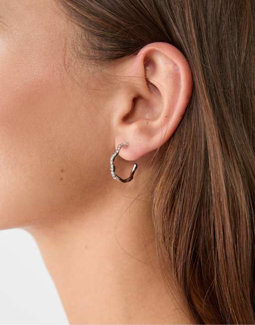 Stradivarius – 9er-Pack Ohrringe in Silber mit kleinen Tropfanhängern, 3 von 3