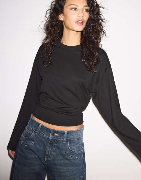 Stradivarius - Aangerimpeld T-shirt met lange mouwen in zwart - view 1