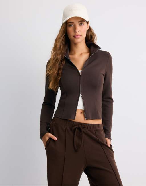 Stradivarius aansluitende sweatshirt met rits in bruin, 2 van 7