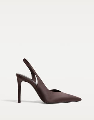 Stradivarius - Absatzschuhe aus Satin in Braun