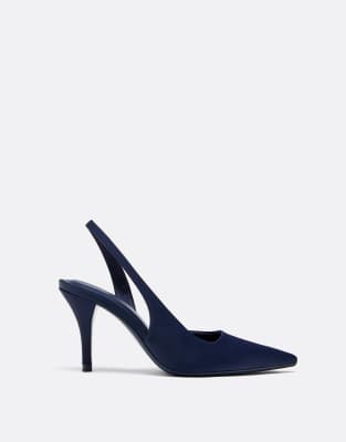 Stradivarius - Absatzschuhe in Blau mit Satinoptik