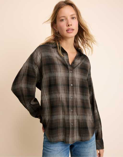 Stradivarius Adjustable regular-fit shirt in brown, 5 of 7