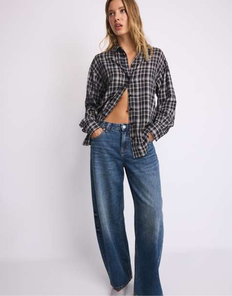 Stradivarius Adjustable regular shirt in black - view 1