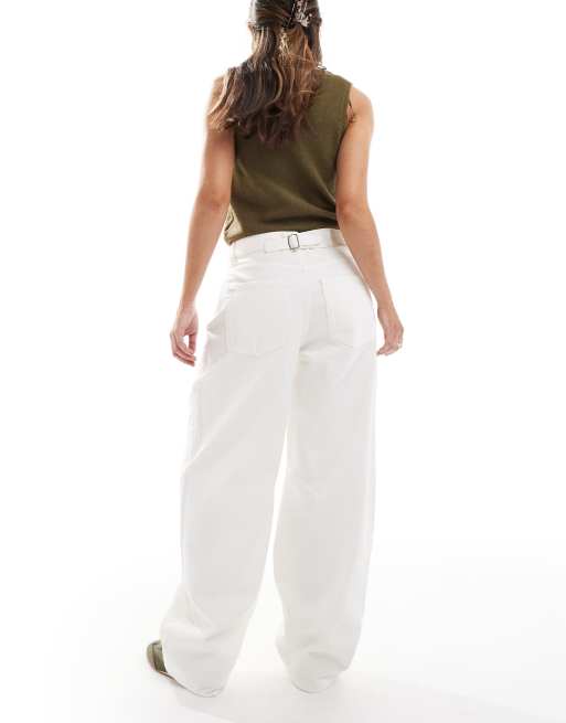Stradivarius adjustable waist barrel jeans in white, 2 of 5