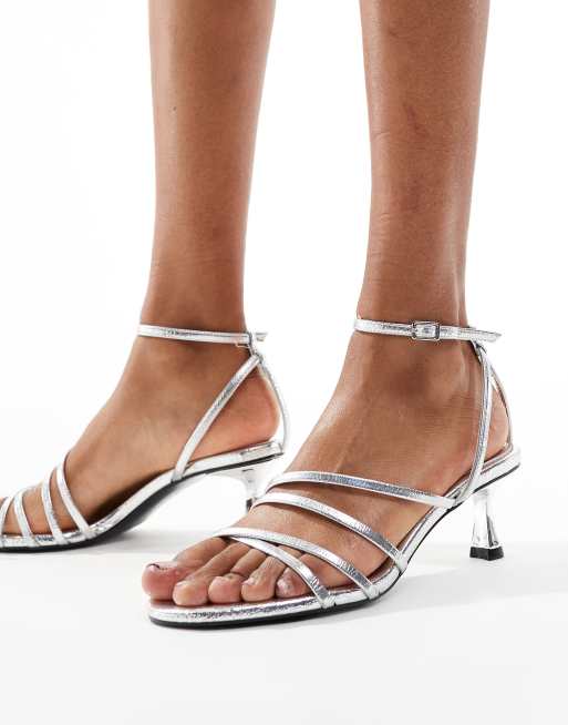  Stradivarius ankle strap sandal in silver