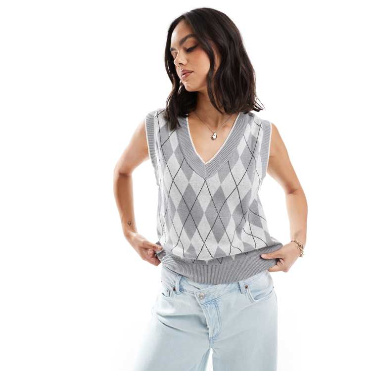207143304-1-grey?$n_750w$&wid=