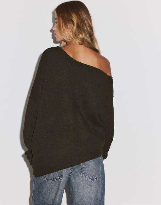 Stradivarius Asymmetric knit sweater in khaki, 3 of 7