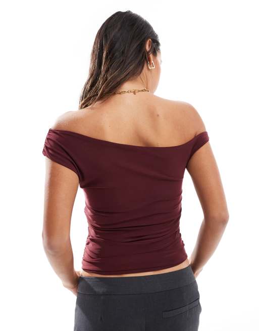 Stradivarius asymmetric off shoulder top in burgundy, 4 of 4