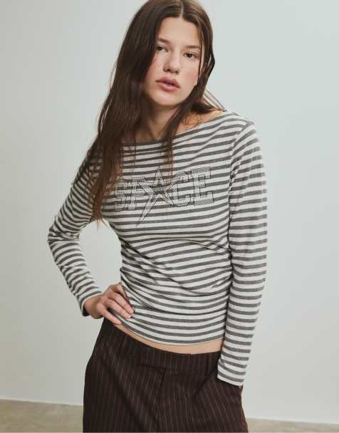 Stradivarius Asymmetric placement print t-shirt in grey melange