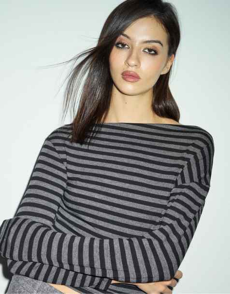 Stradivarius Asymmetrical neckline top in dark grey - view 1