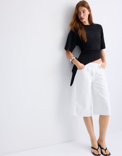 Stradivarius asymmetrisch T-shirt met korte mouwen in zwart - view 1