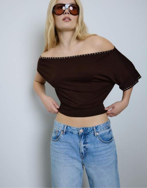 Stradivarius - Asymmetrisch T-shirt met studs in bruin, 3 van 4