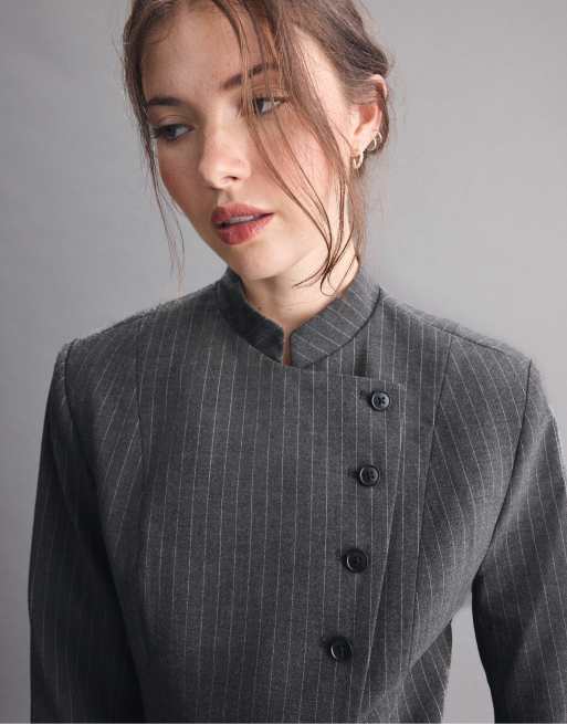 Stradivarius asymmetrische blazer met meerdere knopen in donkergrijs, 4 van 7