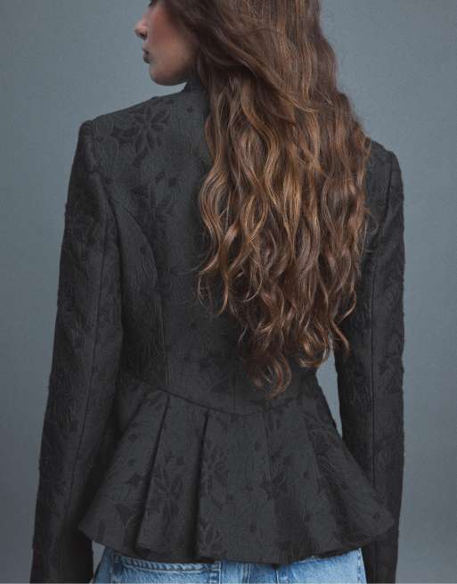 Stradivarius asymmetrische suède jacquard blazer in zwart, 3 van 7