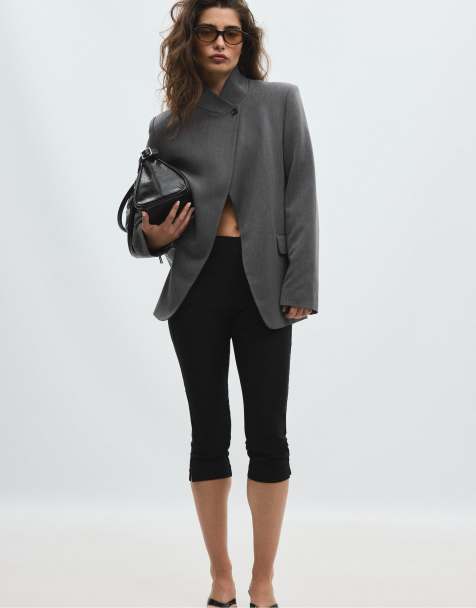 Stradivarius asymmetrischer Blazer in Grau - view 1