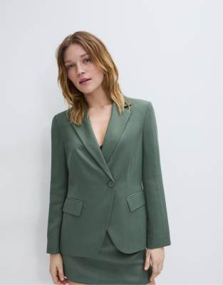Stradivarius - Asymmetrischer Blazer in Khaki-Grün