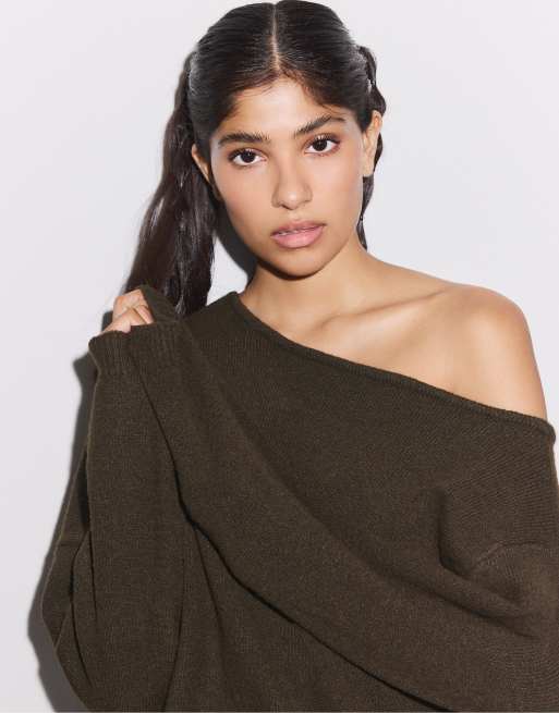 Stradivarius – Asymmetrischer Strickpullover in Braun, 4 von 7
