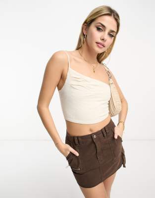 Stradivarius - Asymmetrisches Camisole in Leinenoptik in Natur-Neutral