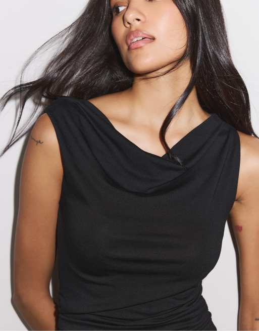 Stradivarius – Asymmetrisches T-Shirt in Schwarz mit Raffung, 2 von 4