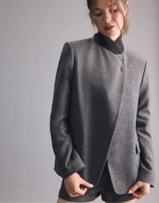 Stradivarius asymmetrisk blazer i mørkegrå, 2 af 5