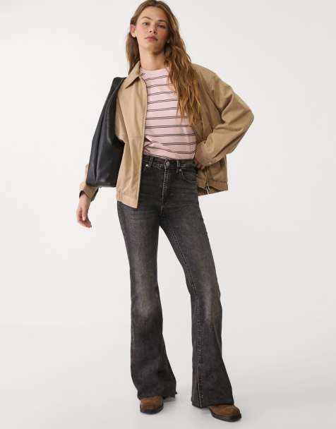 Stradivarius – Ausgestellte Jeans in Dunkelgrau mit Saumschlitz - view 1