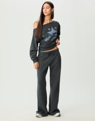 Stradivarius - Ausgestellte Relaxed-Fit-Hose in Dunkelgrau mit Kordelzug