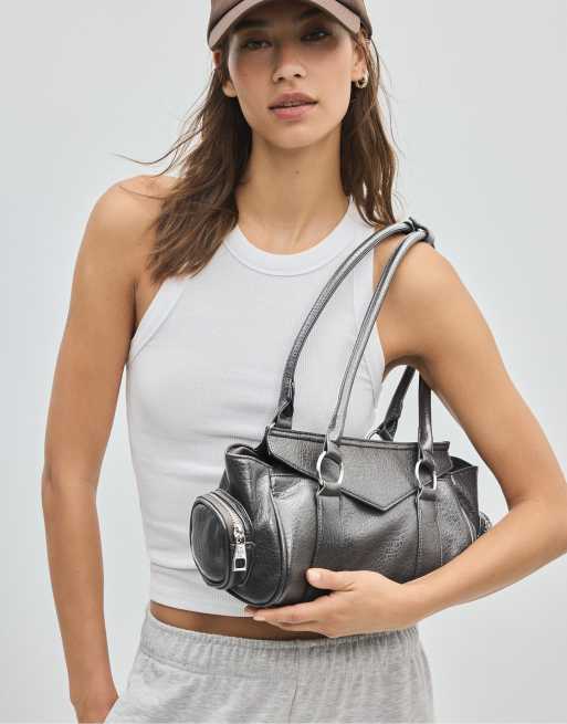 Stradivarius avlång axelväska med fickor i mörkgrått, 3 av 4