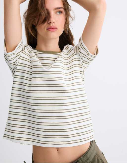 Stradivarius B01 regular randig t-shirt i khaki, 2 av 7