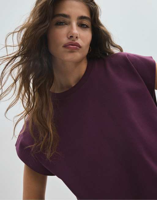 Stradivarius B06 T-shirt basic con spalle scese in viola scuro, 4 di 7