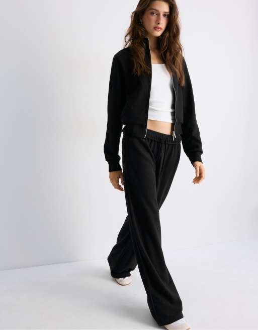Stradivarius B09 cropped sweatshirt met hoge hals en rits in zwart, 5 van 7