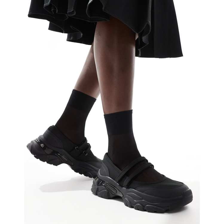 Stradivarius – Ballerina-Sneaker in Schwarz ASOS