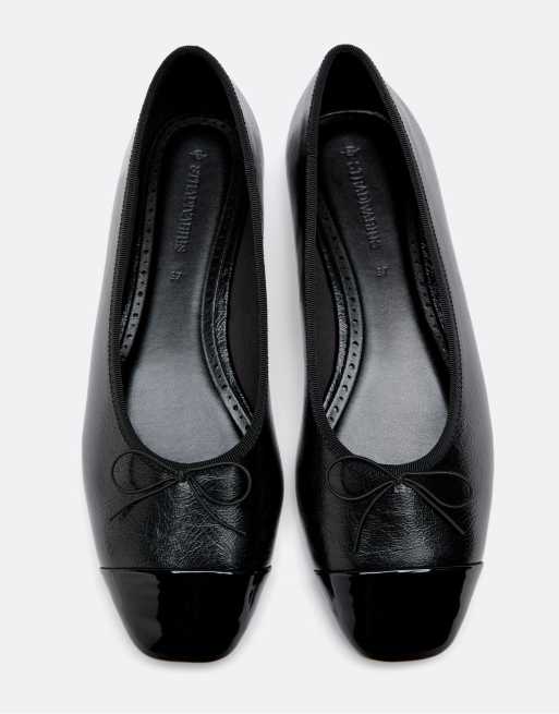 Stradivarius - Ballerina's met strikdetail en leereffect in zwart, 2 van 4