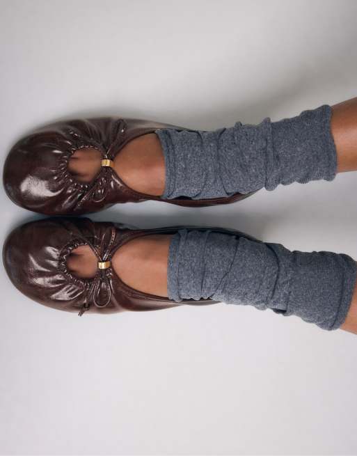Stradivarius ballerines à découpes marron, 2 de 6