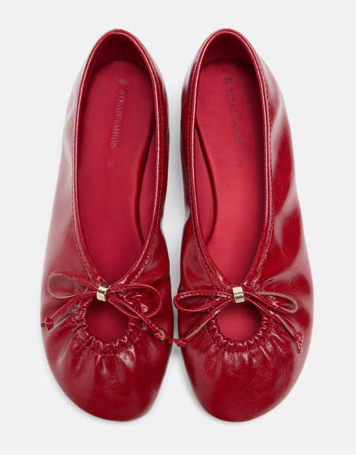 Stradivarius ballerines à découpes rouges, 3 de 5