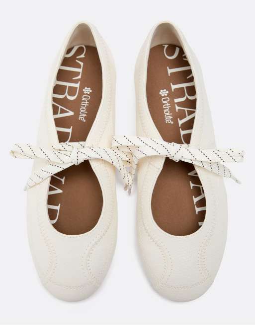Stradivarius - Ballerines de sport en imitation cuir - Blanc, 4 de 7