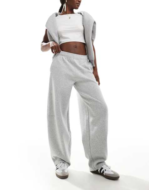 Stradivarius balloon sweatpants in gray - view 1