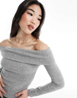 Stradivarius off shoulder online top