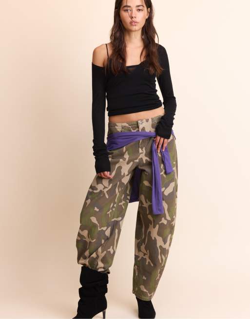 Stradivarius Barrel fit jeans med justerbar talje i khaki, 5 af 7