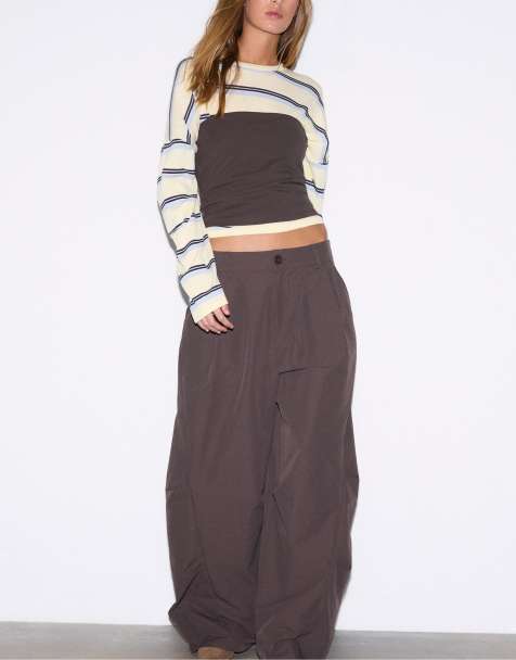 Stradivarius Barrel smart trousers in brown