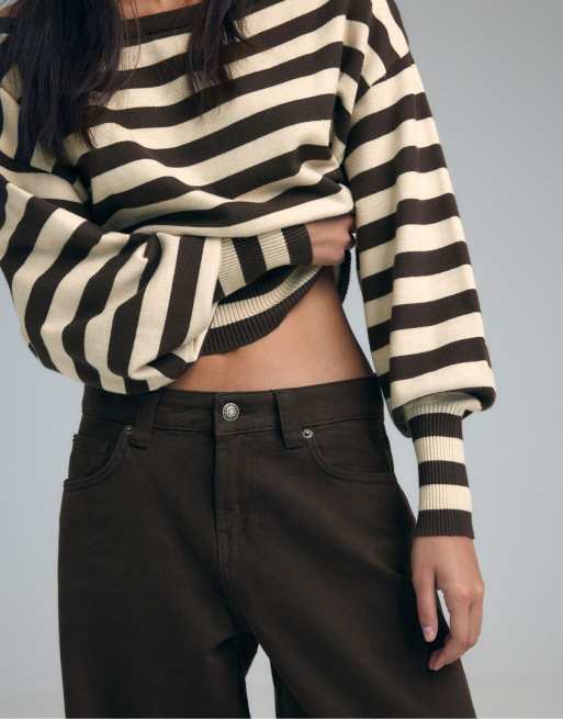 Stradivarius barreljeans i brunt, 4 av 7