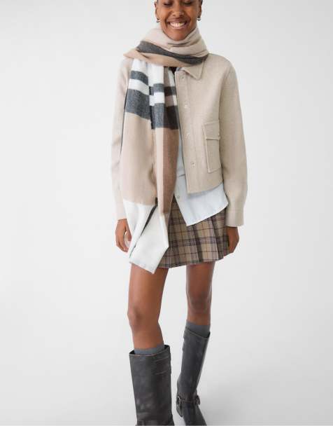 Stradivarius Basic checked scarf in brown - view 1