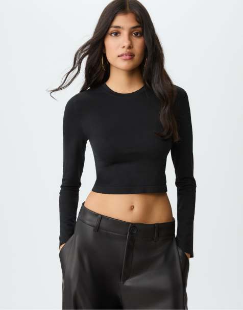 Stradivarius - Basic cropped T-shirt in zwart - view 1