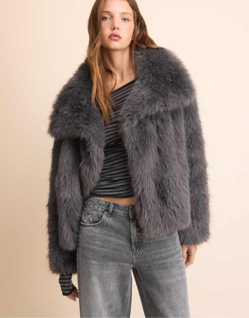 Stradivarius Basic faux fur high neck jacket in dark grey, 2 of 7