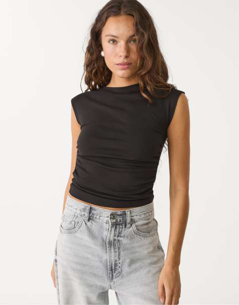 Stradivarius Basic fitted t-shirt with gathering in black