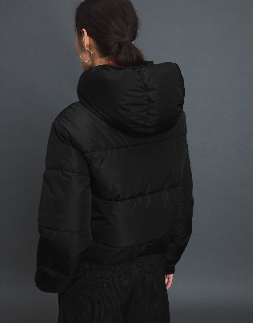 Stradivarius - Basic gewatteerd jack met capuchon in zwart, 3 van 7